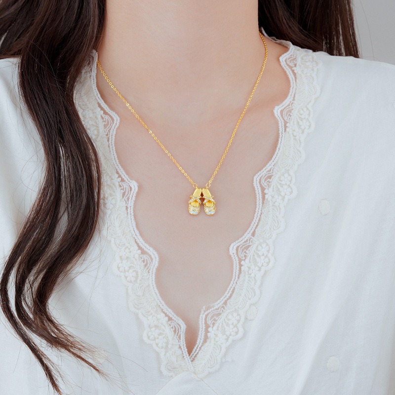 Ballet Shoes Pendant Necklace  - Women'S Shoes Paris recension och pris