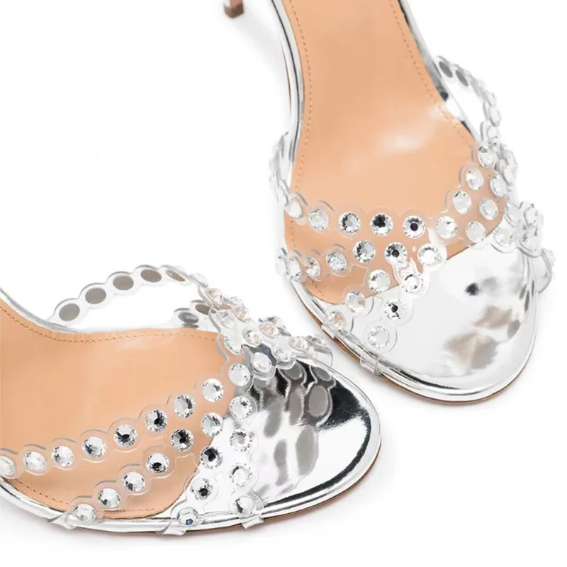 Socialite Plus Size Silver Hee - Women'S Shoes Peep Toe recension och pris